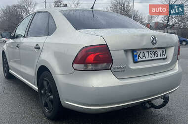 Седан Volkswagen Polo 2011 в Киеве