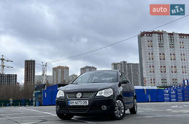 Хэтчбек Volkswagen Polo 2005 в Киеве