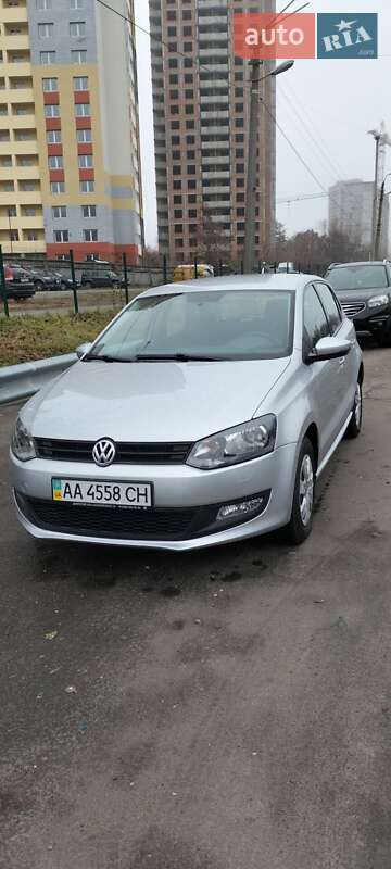 Хетчбек Volkswagen Polo 2010 в 