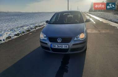 Хэтчбек Volkswagen Polo 2009 в Ровно