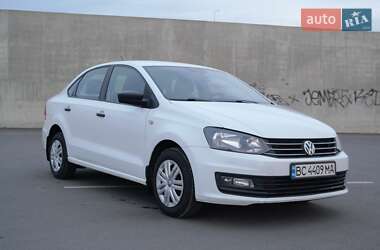 Седан Volkswagen Polo 2016 в Львові