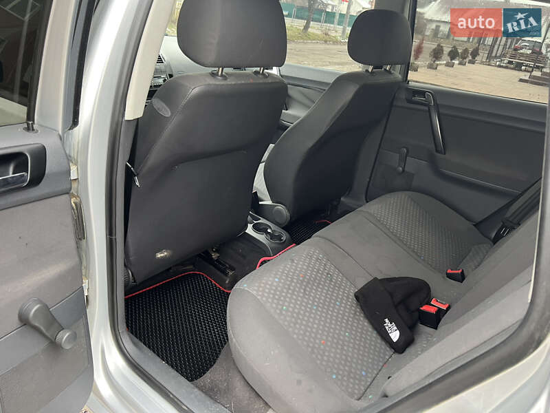 Хетчбек Volkswagen Polo 2003 в Коломиї