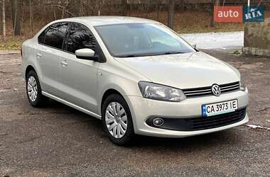 Седан Volkswagen Polo 2012 в Черкасах