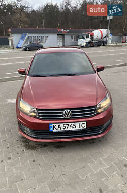 Седан Volkswagen Polo 2016 в Броварах