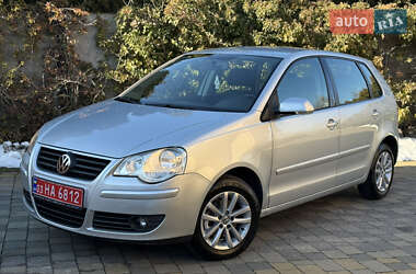 Хетчбек Volkswagen Polo 2009 в Луцьку