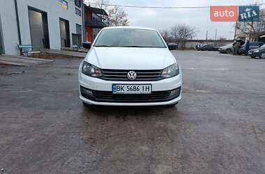 Седан Volkswagen Polo 2017 в Вараші