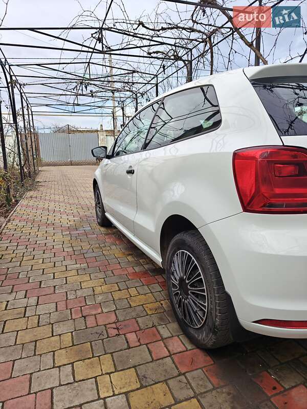 Хетчбек Volkswagen Polo 2016 в Гайвороні