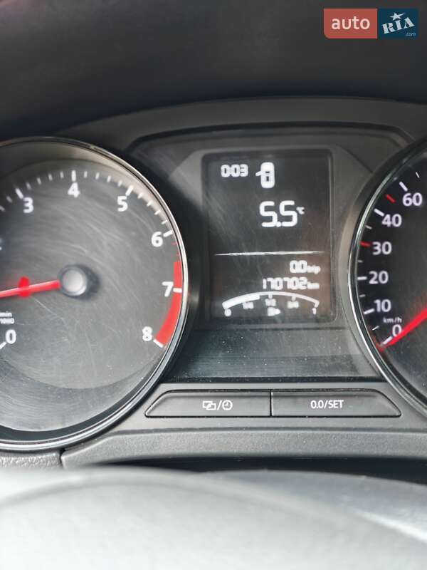 Хетчбек Volkswagen Polo 2016 в Гайвороні