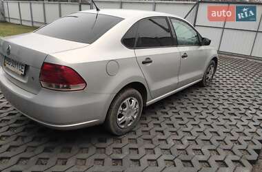 Седан Volkswagen Polo 2011 в Києві