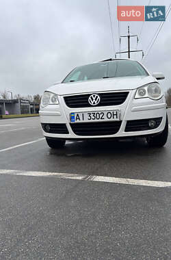 Хэтчбек Volkswagen Polo 2006 в Ирпене