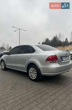 Седан Volkswagen Polo 2012 в Ирпене