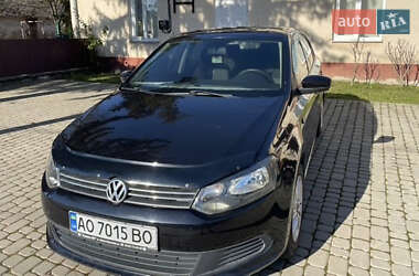 Седан Volkswagen Polo 2011 в 