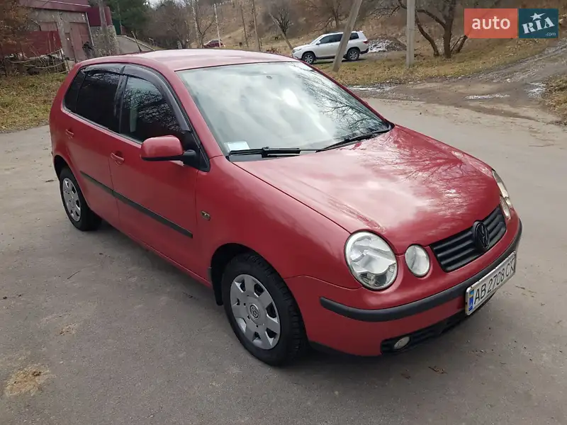 Хетчбек Volkswagen Polo 2003 в 