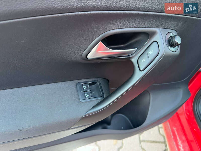 Хетчбек Volkswagen Polo 2012 в Миргороді