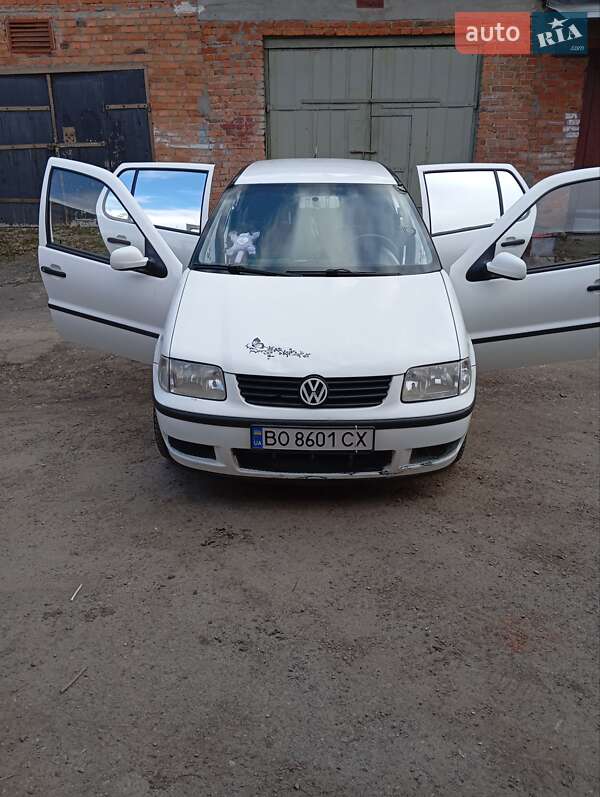 Volkswagen Polo 2000