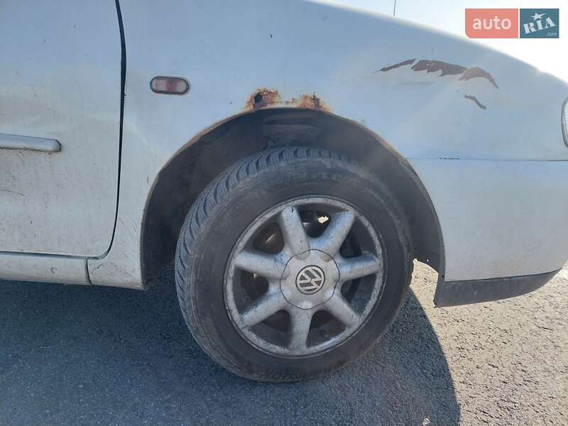 Хэтчбек Volkswagen Polo 1998 в Львове