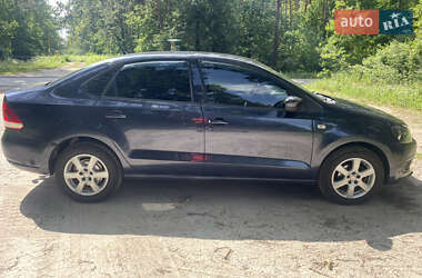 Седан Volkswagen Polo 2012 в Киеве