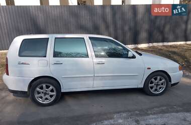 Хэтчбек Volkswagen Polo 2001 в Остроге