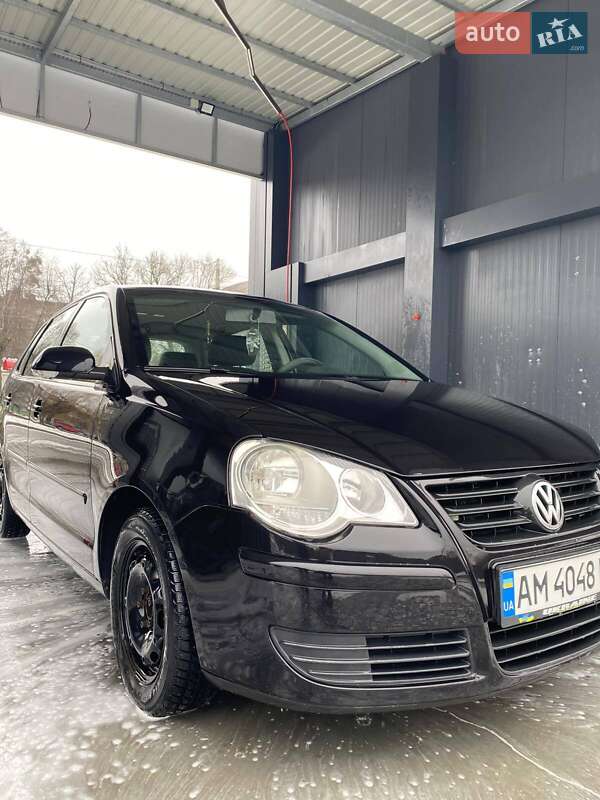 Хэтчбек Volkswagen Polo 2007 в Житомире