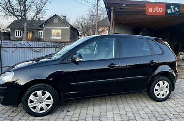 Хэтчбек Volkswagen Polo 2008 в Черновцах