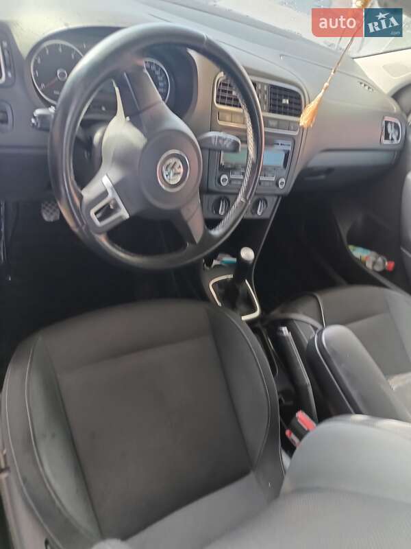 Хэтчбек Volkswagen Polo 2010 в Старом Самборе фото 18 Хэтчбек Volkswagen Polo 2010 в Старом Самборе