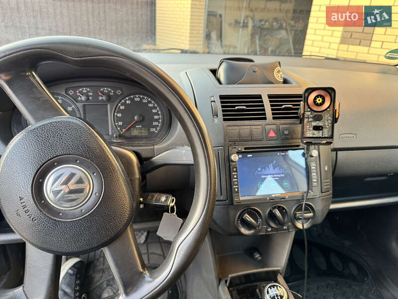 Хетчбек Volkswagen Polo 2005 в 