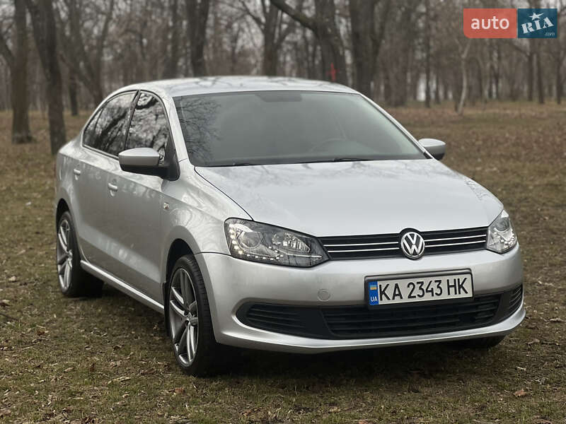 Седан Volkswagen Polo 2013 в 