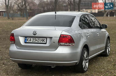 Седан Volkswagen Polo 2013 в 