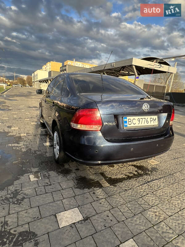 Седан Volkswagen Polo 2012 в Ужгороді