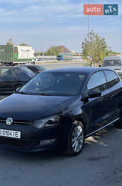 Хэтчбек Volkswagen Polo 2010 в 