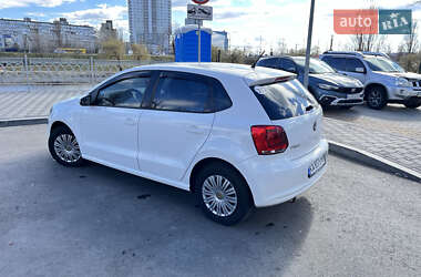 Хэтчбек Volkswagen Polo 2011 в 
