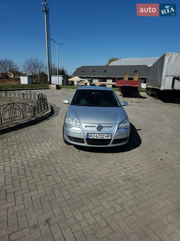 Хетчбек Volkswagen Polo 2008 в Мукачевому