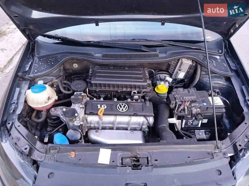 Седан Volkswagen Polo 2013 в Одесі