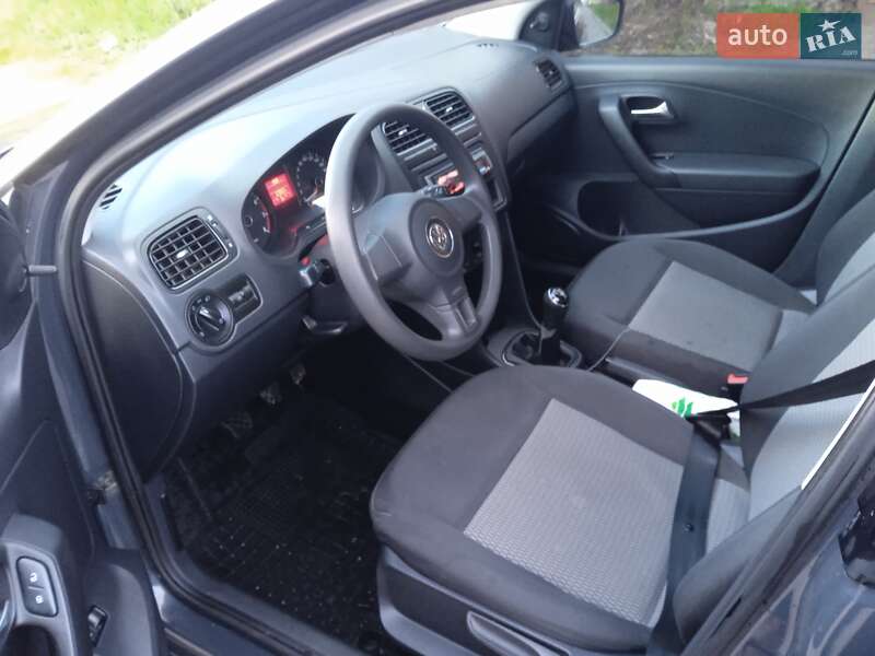 Седан Volkswagen Polo 2013 в Одесі