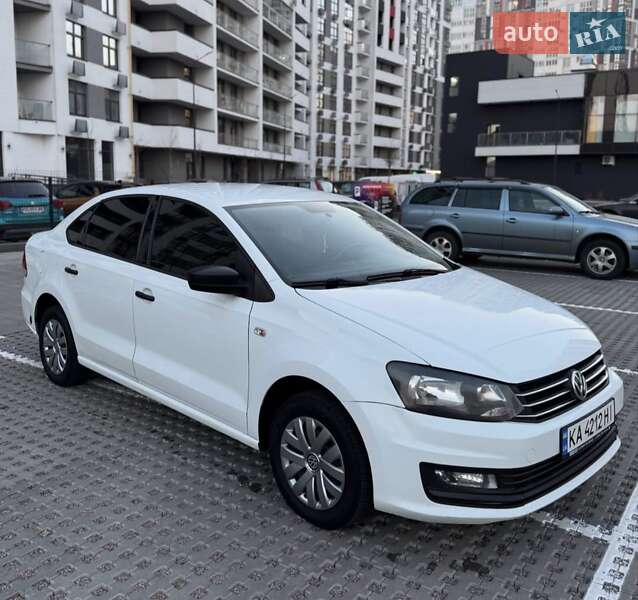 Седан Volkswagen Polo 2016 в Харькове