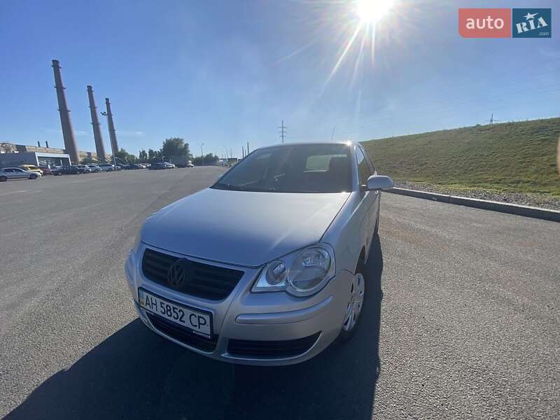 Хетчбек Volkswagen Polo 2008 в Дніпрі