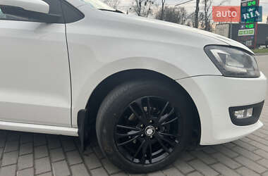 Хэтчбек Volkswagen Polo 2011 в 
