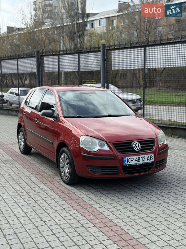 Хэтчбек Volkswagen Polo 2006 в 