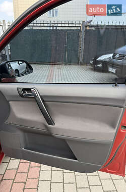 Хэтчбек Volkswagen Polo 2006 в 
