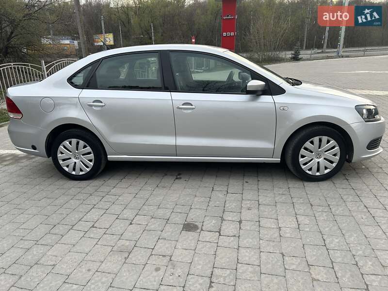 Седан Volkswagen Polo 2012 в Тернополе