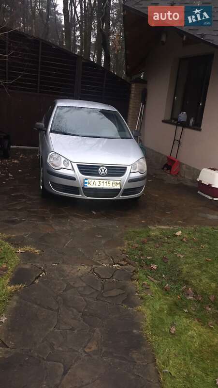 Хетчбек Volkswagen Polo 2006 в Києві