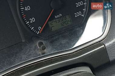 Хэтчбек Volkswagen Polo 2007 в 