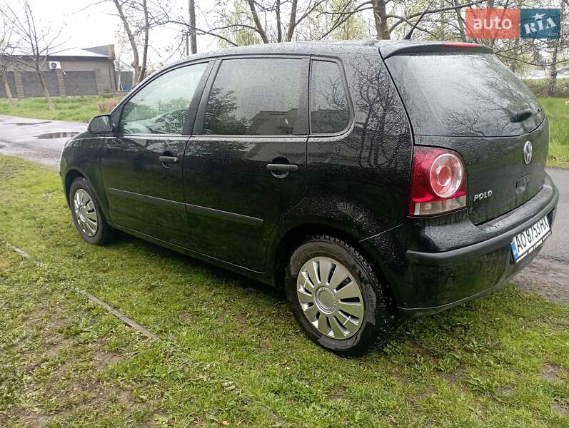 Хетчбек Volkswagen Polo 2005 в 