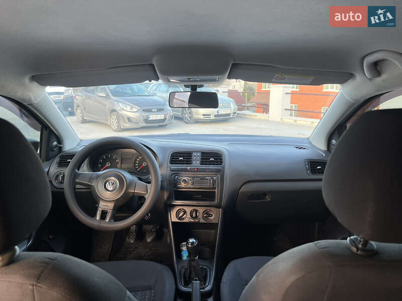Седан Volkswagen Polo 2013 в Киеве