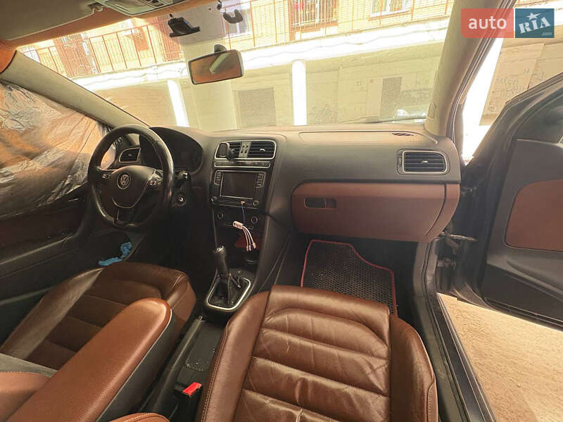 Седан Volkswagen Polo 2012 в Львове
