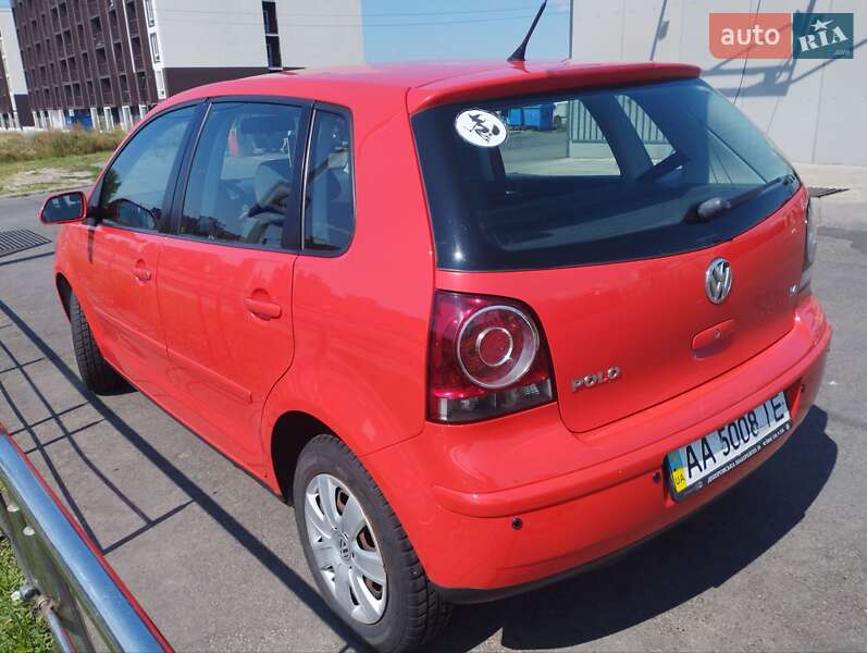 Хэтчбек Volkswagen Polo 2009 в Киеве