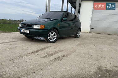 Хэтчбек Volkswagen Polo 1995 в 