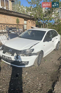 Седан Volkswagen Polo 2016 в 