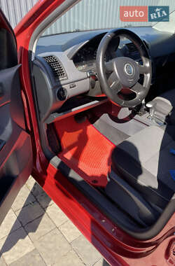 Хэтчбек Volkswagen Polo 2006 в 