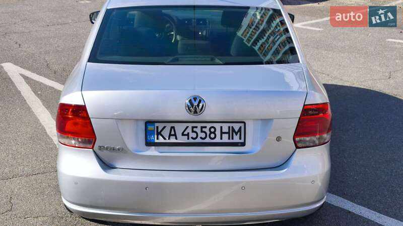 Седан Volkswagen Polo 2012 в Киеве